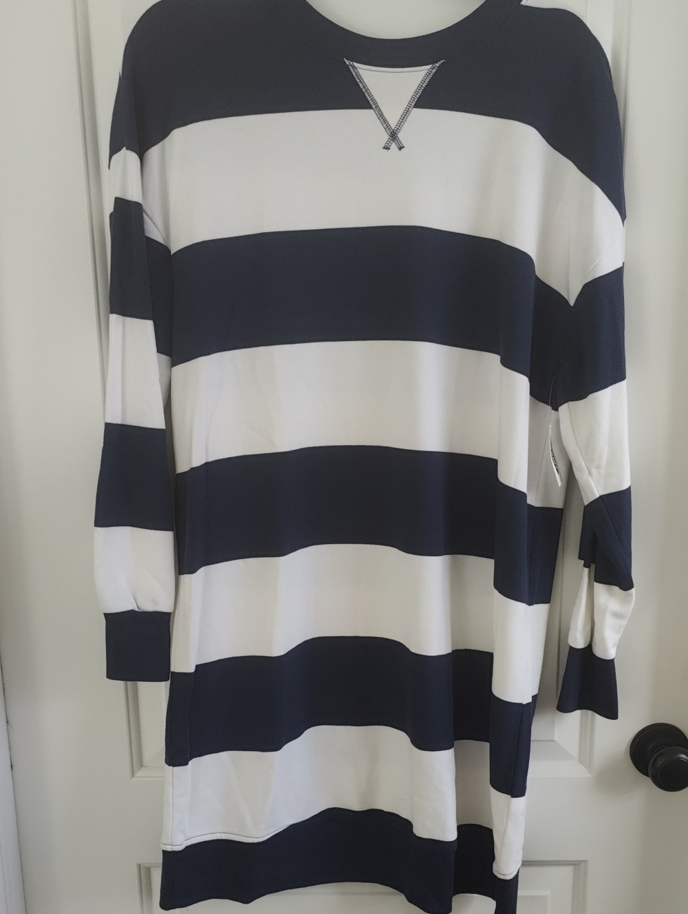 Old Navy Striped Navy and White Women’s Long Sleeve Top Or Dress